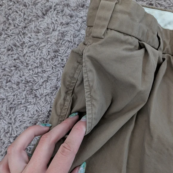 Daniel Cremieux Women's Khaki Bermudas - Picture 3 of 5